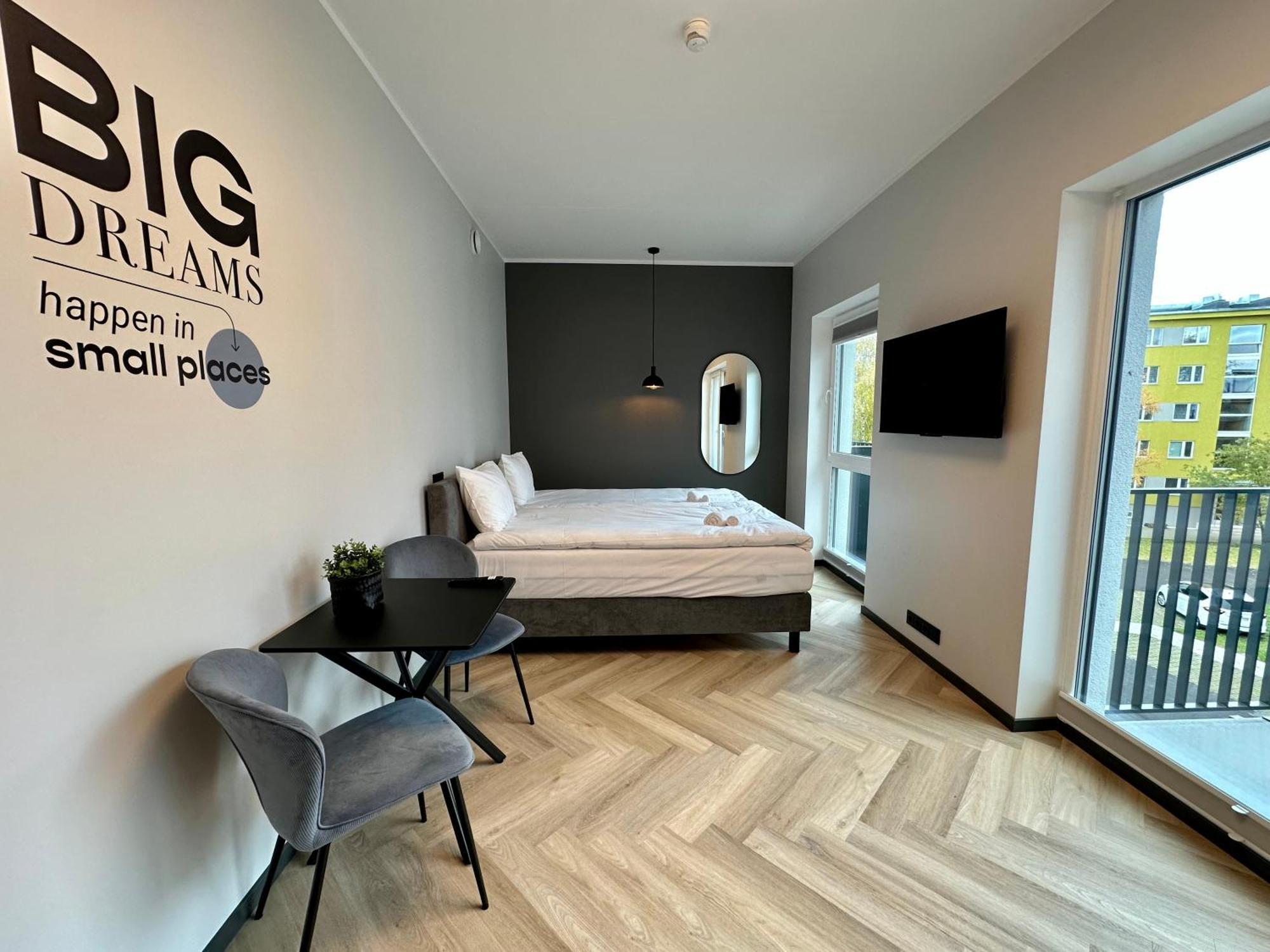 Rare Apartments - Self Check-In Miniapartments Tartu Esterno foto
