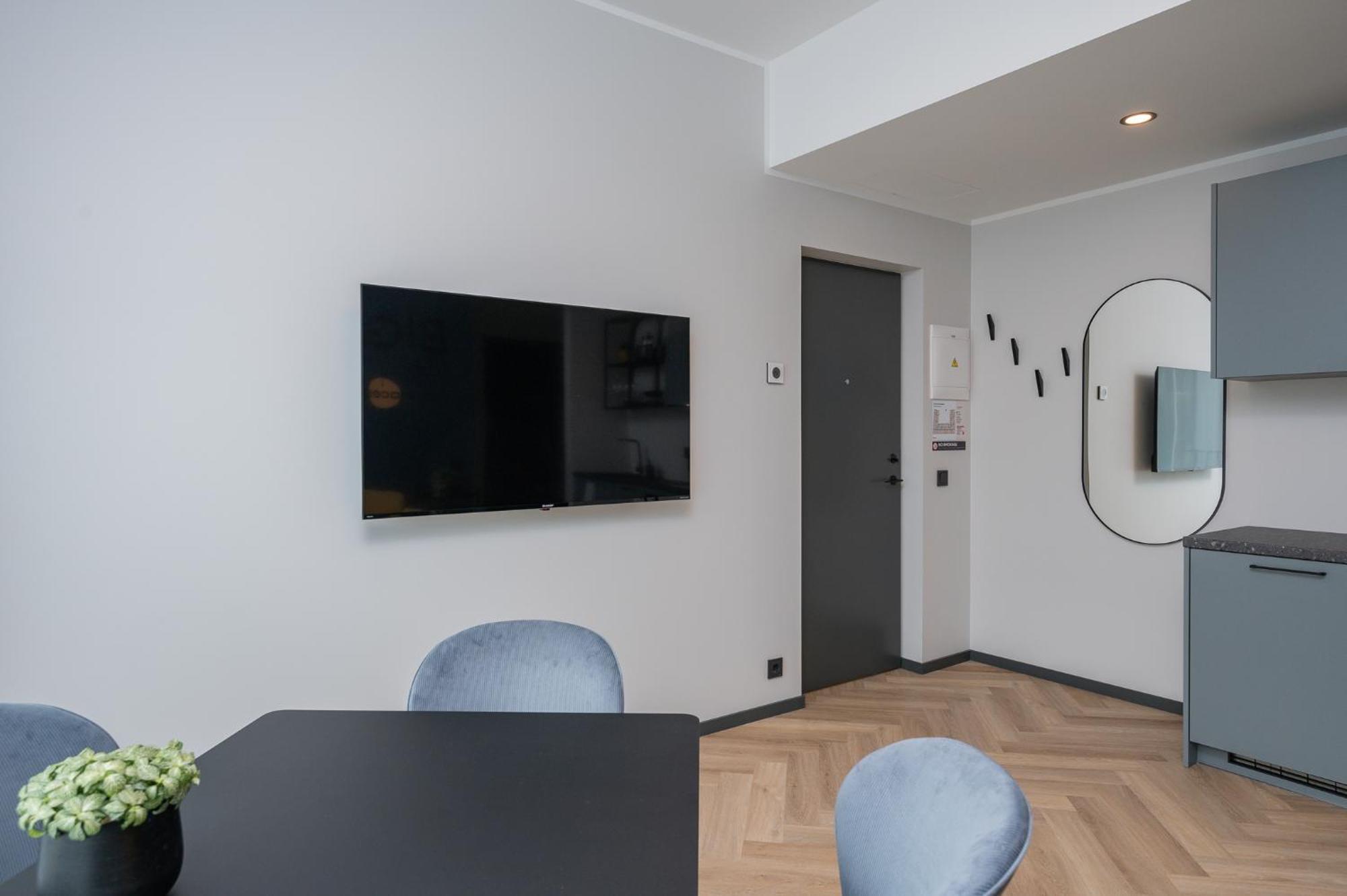 Rare Apartments - Self Check-In Miniapartments Tartu Esterno foto