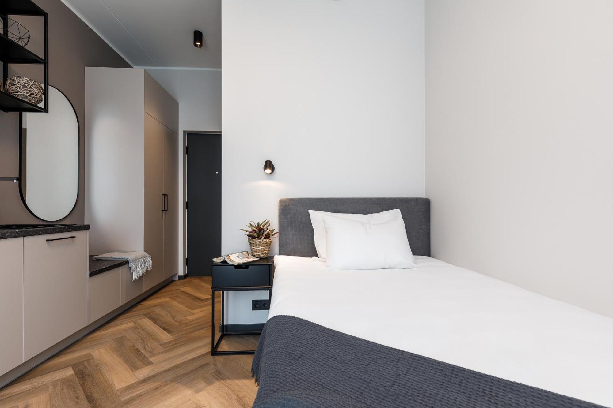 Rare Apartments - Self Check-In Miniapartments Tartu Esterno foto